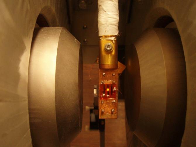 INVENTAN UN LED ORGÁNICO ESPINTRÓNICO