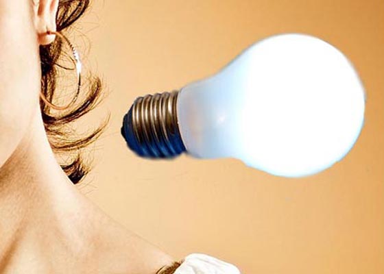 EL REGULADOR CONFIRMA QUE LA LUZ SUBIRÁ UN 8 POR CIENTO EN EL 2013