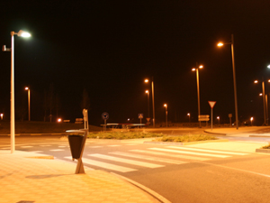 ALUMBRADO INTELIGENTE QUE SE GRADÚA EN FUNCIÓN DE LOS PEATONES