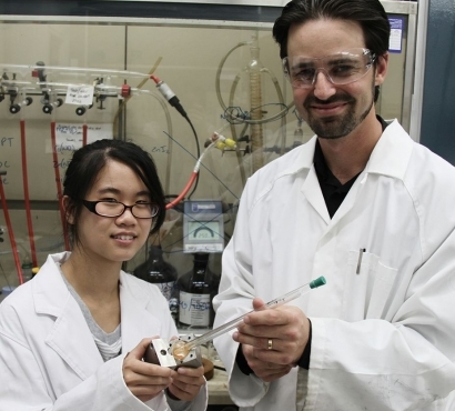 CREAN UNA ESPONJA SOLAR QUE ABSORBE CO2