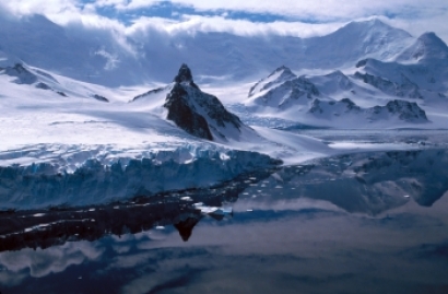 ENERGÍA SOLAR A PARTIR DE MICROORGANISMOS ANTÁRTICOS.