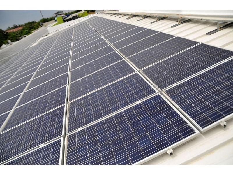 EL TAJONASO PRODUCE SU PROPIA ENERGÍA CON UNA PLANTA SOLAR -PANAMÁ-