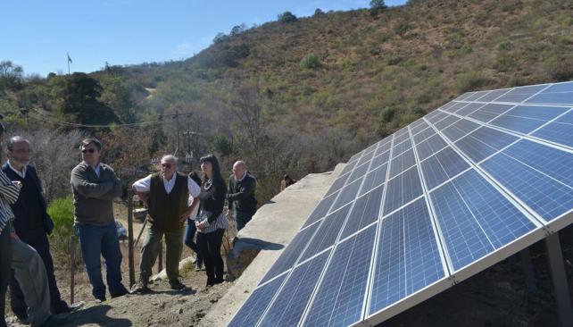 EN LA RANCHERITA, LA COMUNA SE ABASTECE DE ENERGÍA SOLAR -ARGENTINA-
