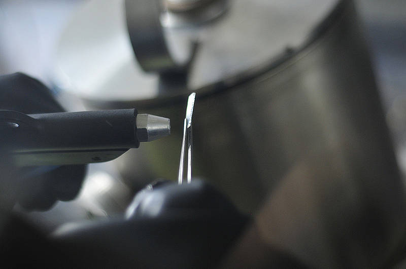 LOS NUEVOS MATERIALES PARA HACER PANELES SOLARES EN COLOMBIA