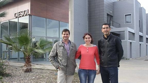 LA UAL LIDERA UN PROYECTO PARA DESCONTAMINAR AGUA CON ENERGÍA SOLAR