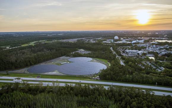 DISNEY DISEÑÓ CENTRO DE ENERGÍA SOLAR CON FORMA DE MICKEY MOUSE