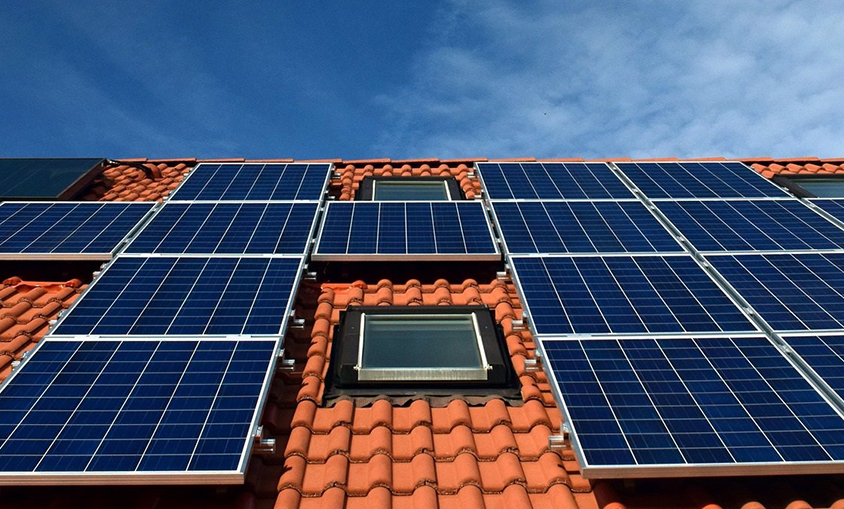 Paneles solares para todos: Europa redoblará esfuerzos para acelerar la instalación de renovables