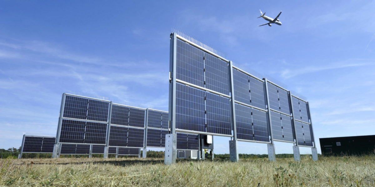 Fotovoltaica vertical para proteger la biodiversidad en aeropuerto alemán