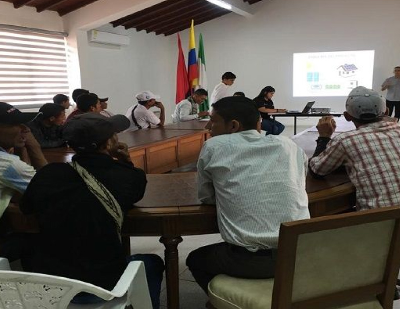 Paneles solares llegan a los sectores rurales de Ocaña