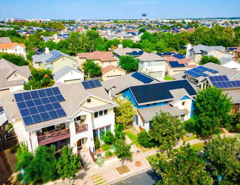 Más de 30 millones de hogares europeos podrían cubrir todas sus necesidades energéticas con paneles solares instalados en sus tejados