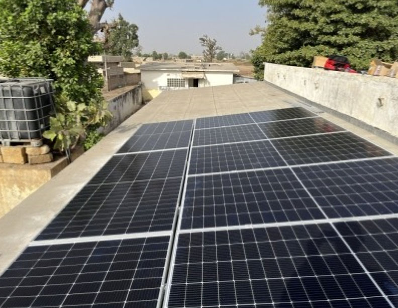 'Alumbra Vida', un proyecto al que la energía solar le da vida