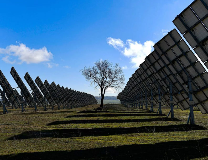 La energía solar se convierte en un actor "serio" en el mercado eléctrico y España lidera el sector